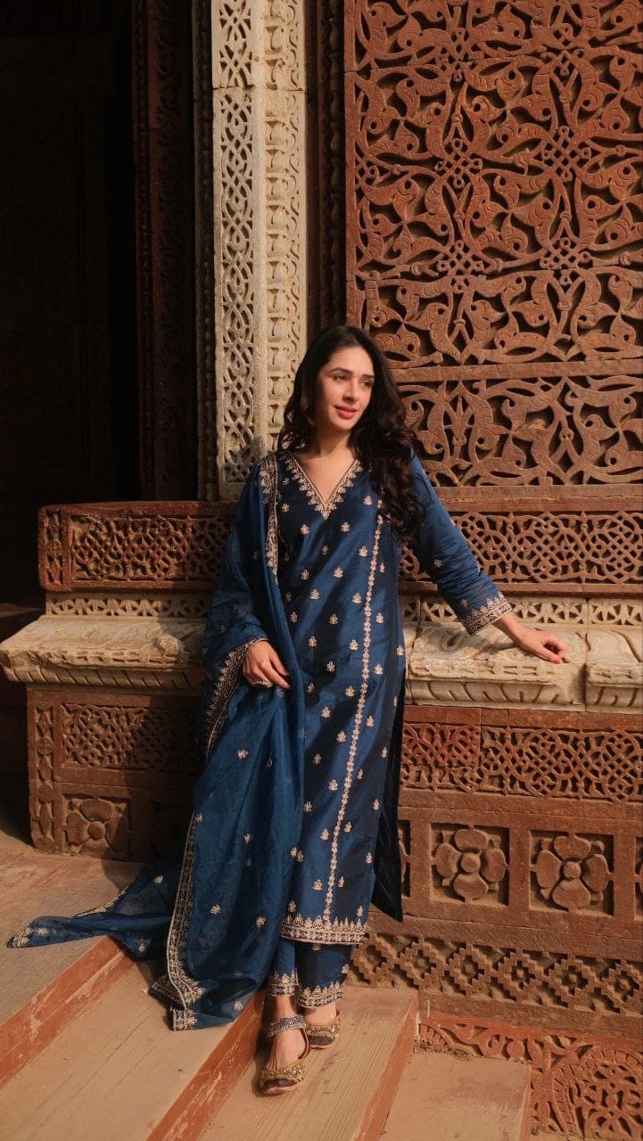 Navy Blue Chanderi Silk Suit Set With Gold Embroidery For Evening Wear | Dhanjyoti - Image 2