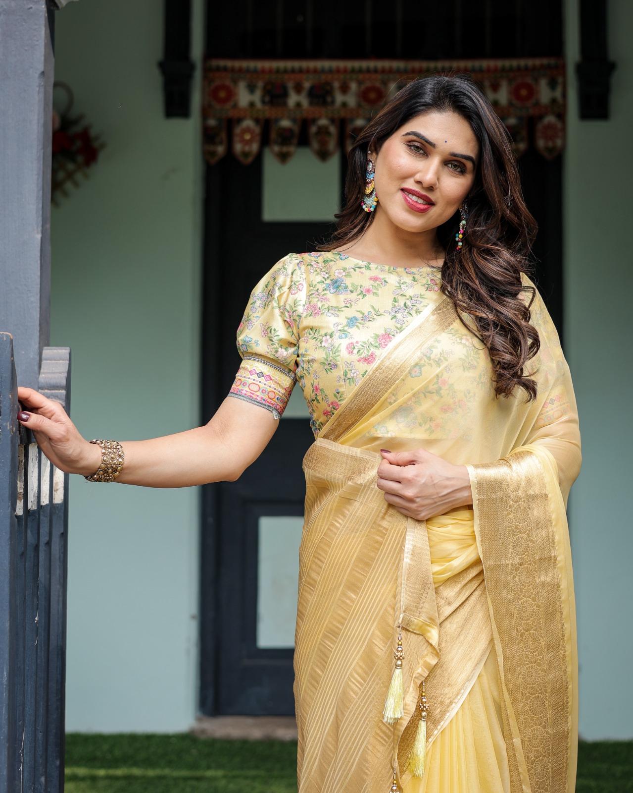 Elegant Red Silk Saree - Image 9