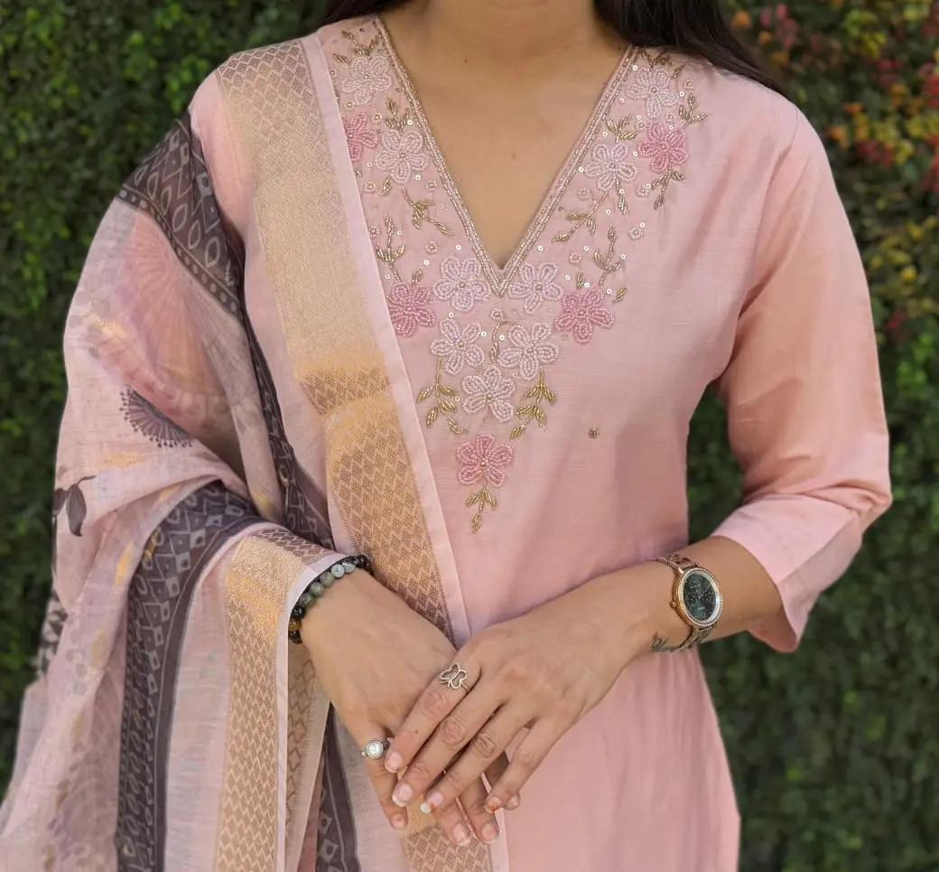 Delicate Pink Kurta Set With Floral Hand Embroidery & Printed Dupatta - Image 7