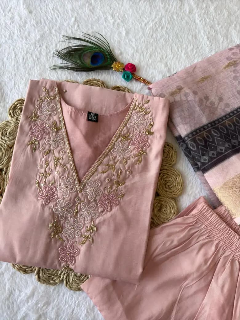 Delicate Pink Kurta Set With Floral Hand Embroidery & Printed Dupatta - Image 3