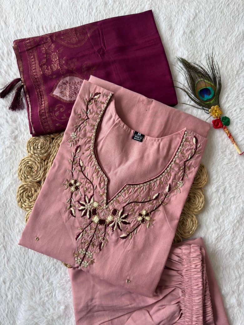 Blush Pink Embroidered Kurta Set With Luxurious Wine Banarasi Dupatta - Image 4