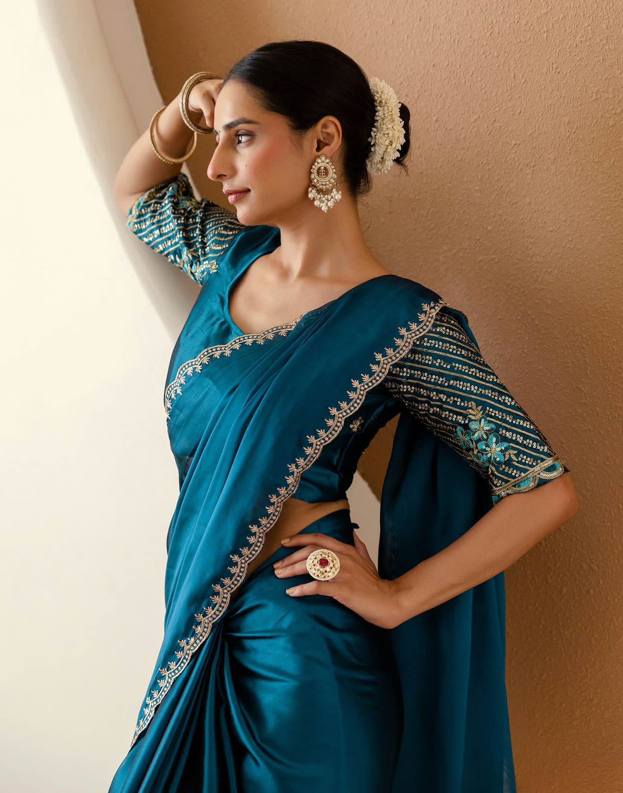 Graceful Satin Chiffon Saree For Timeless Occasions - Image 5