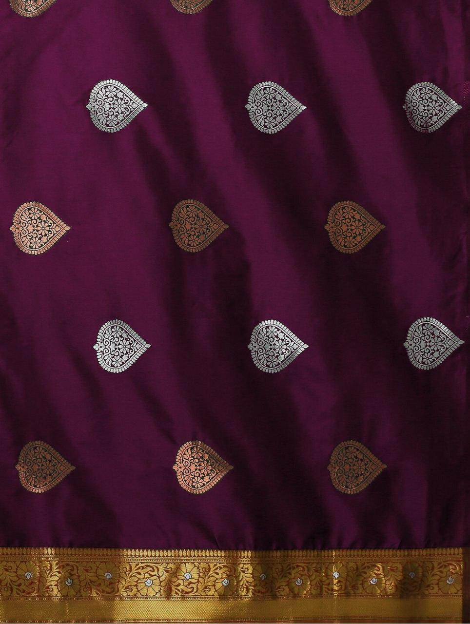 Silk Blend Saree With Rich Zari Motifs – 5 Colors - Image 7