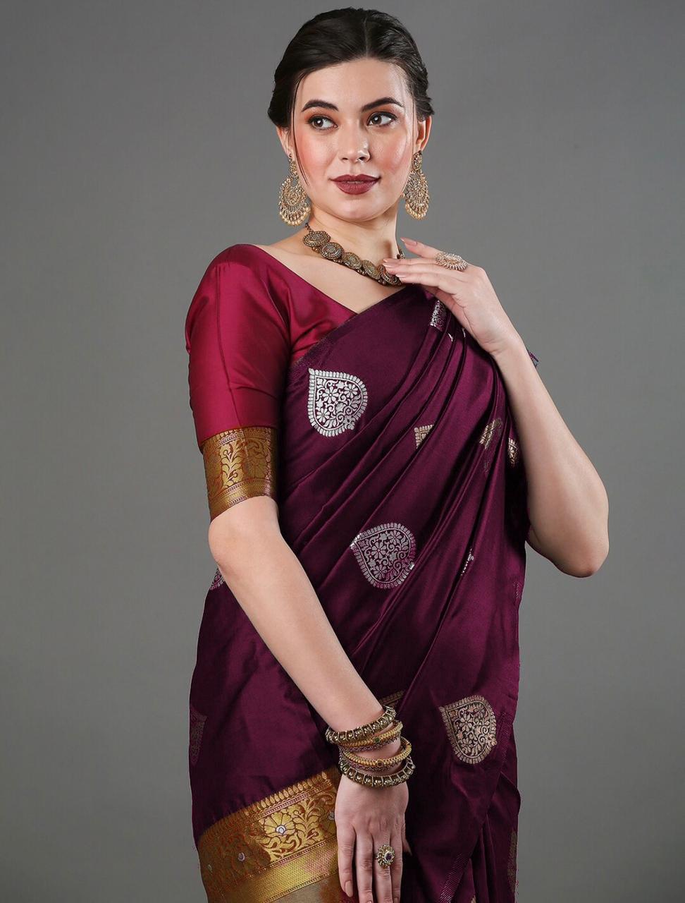 Silk Blend Saree With Rich Zari Motifs – 5 Colors - Image 11
