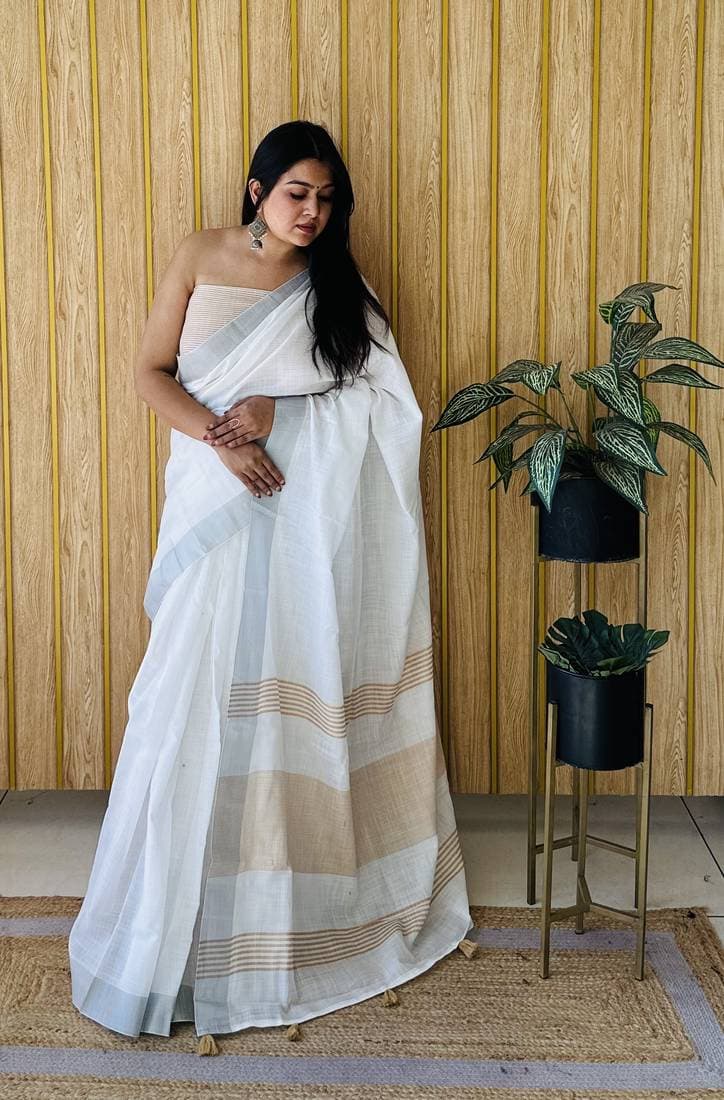 Classic White Cotton Saree With Striped Border – 4 Colors