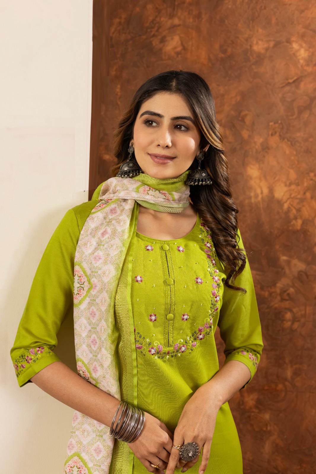 Embroidered Kurta Set With Printed Dupatta | Elegant Festive Ethnic Wear For Women - Image 14