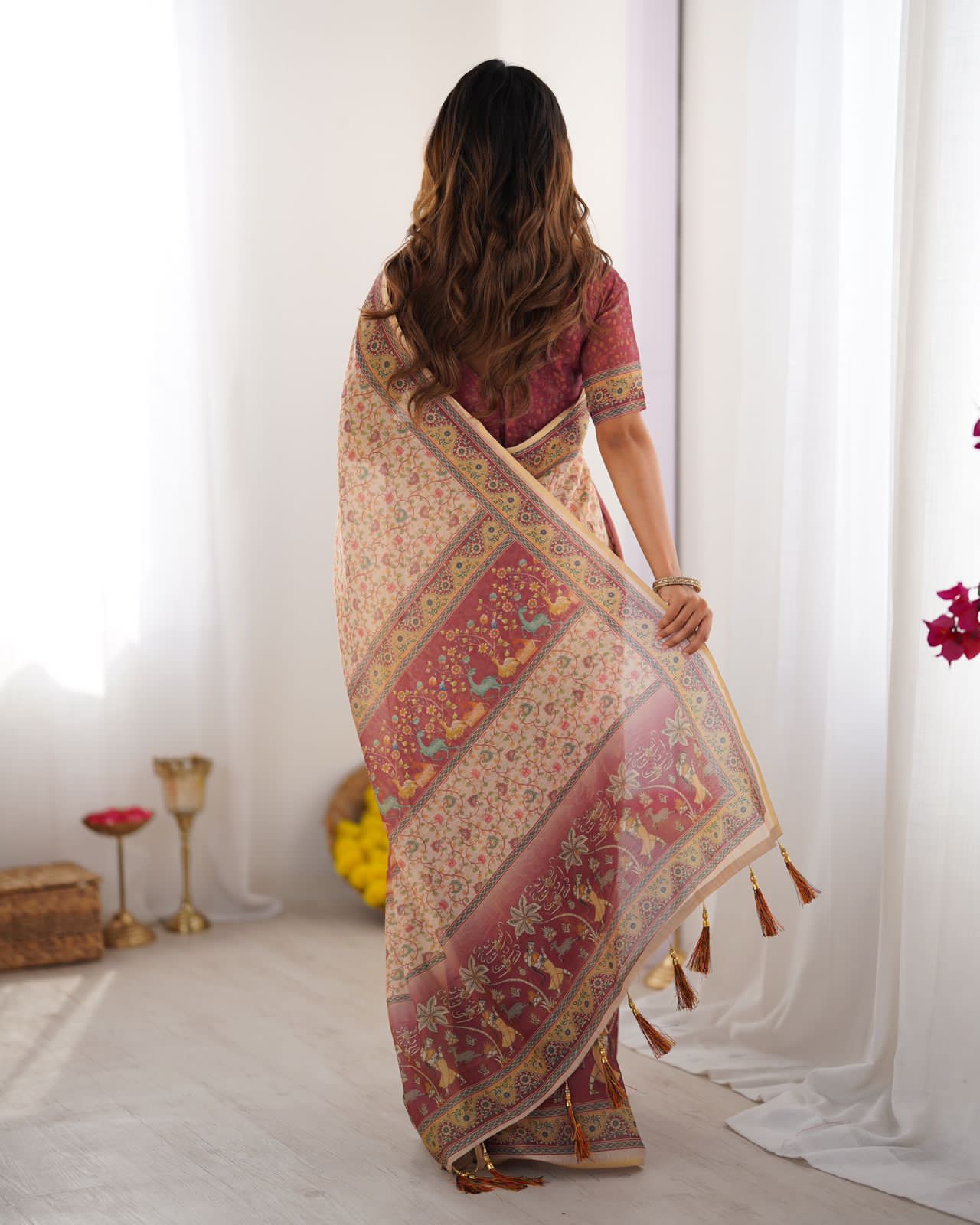 Maroon & Cream Printed Saree For Women | Traditional Festive Ethnic Wear - Image 4