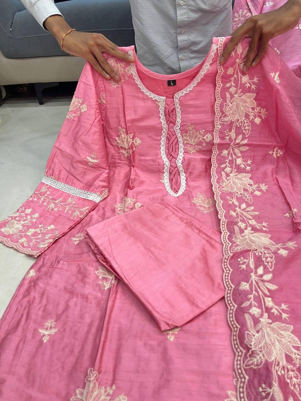 Pastel Pink Kurta Set With White Thread Embroidery Work For Festival Wear | Dhanjyoti - Image 2